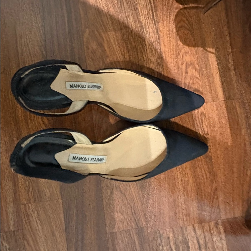 Manolo Blahnik Halter Pump 41 1/2